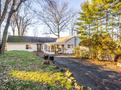 129 Hickory Tavern Rd, Gillette, NJ, 07933