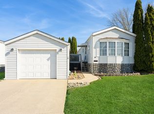 18 S Hawthorn Dr, Altoona, IA 50009