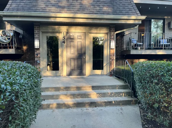 154 E Bailey Rd, Naperville, IL