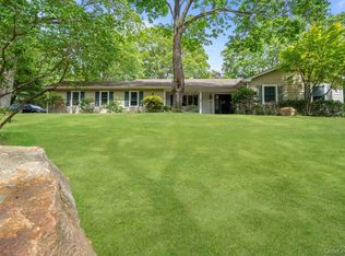 9 Dillmont Drive, Smithtown, NY 11787