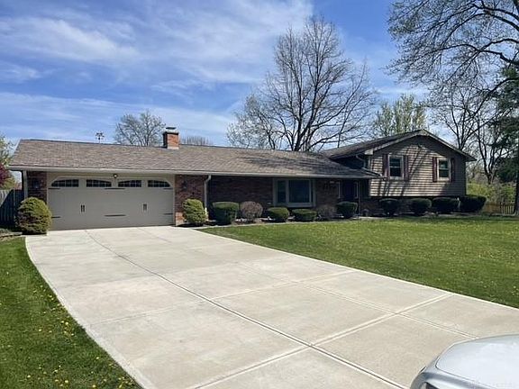 5th image of 8720 Stonecreek Cir