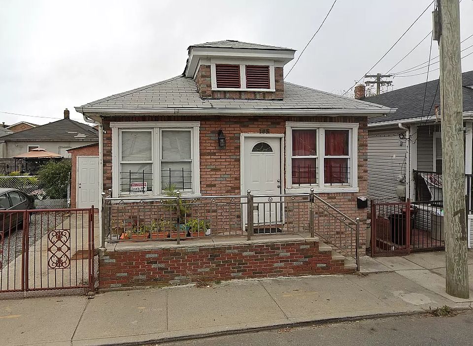 195 Beach 24 St, Far Rockaway, NY 11691 MLS 1659391 Zillow