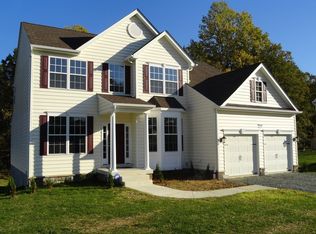 1685 Platinum Dr, Lusby, MD 20657