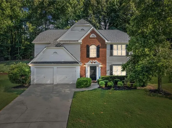 1936 Oakwood Grove Dr, Snellville, GA 30078