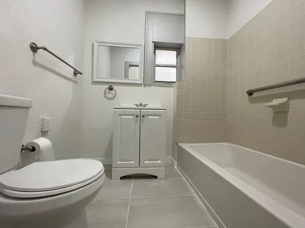 1011 Apartments, 1011 SW 5th St, Miami, FL 33130