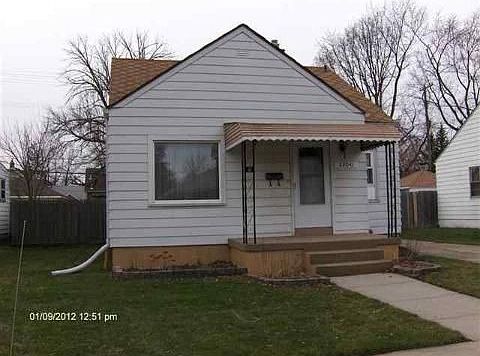 1st image of 22041 Firwood Ave