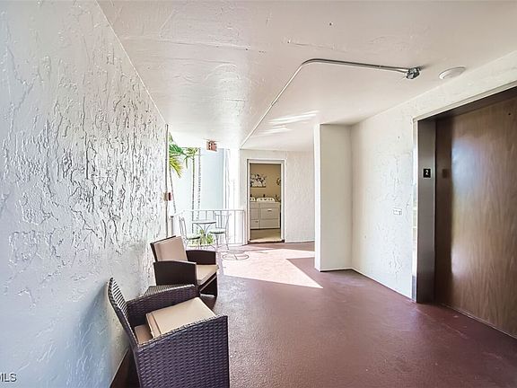 5th image of 1624 Pine Valley Dr APT 201