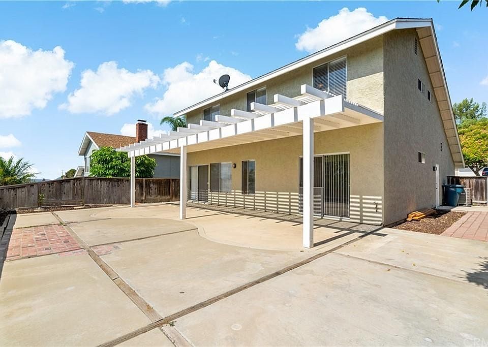 1st image of 2356 Lochridge Pl
