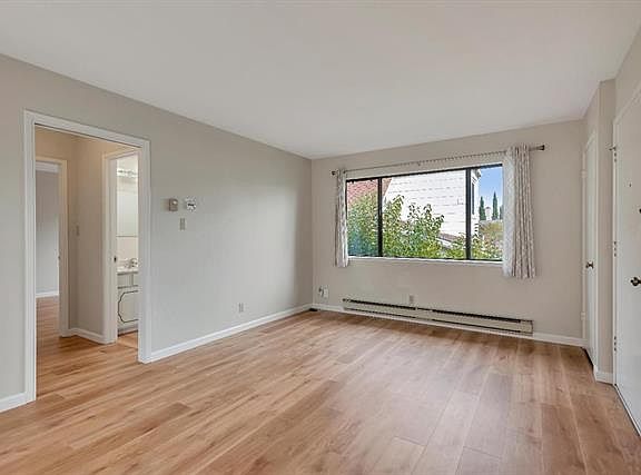 5th image of 230 Villa Ter APT 3