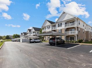 4200 Spring River Dr, O'Fallon, MO 63368