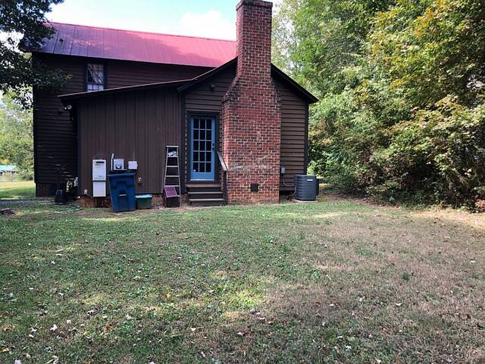 2nd image of 2433 Hodges Rd