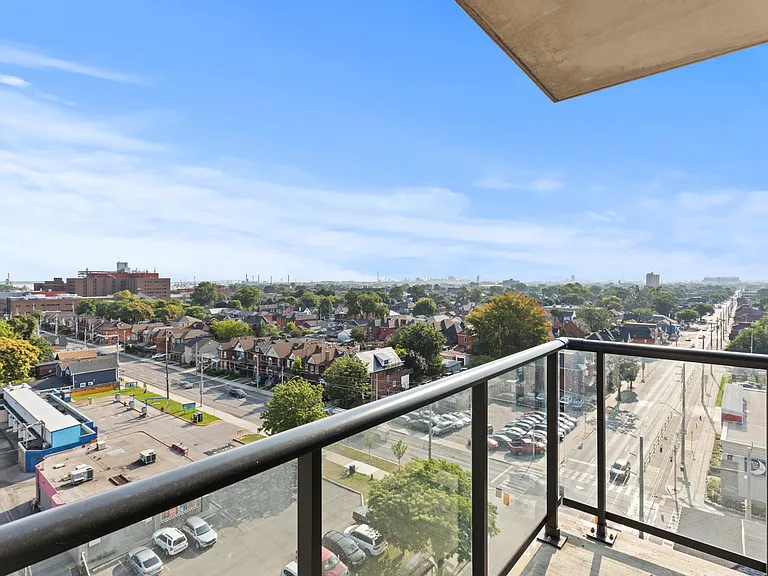 220 Cannon St E — Photo 54