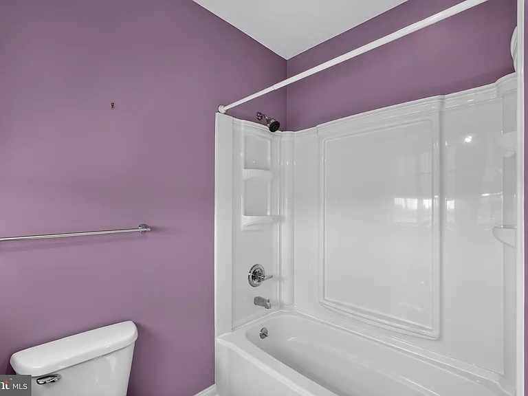 7220 Ridge Ave #G — Photo 16