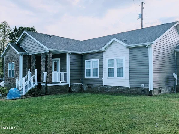 740 The Flats Dr, Clintwood, VA 24228