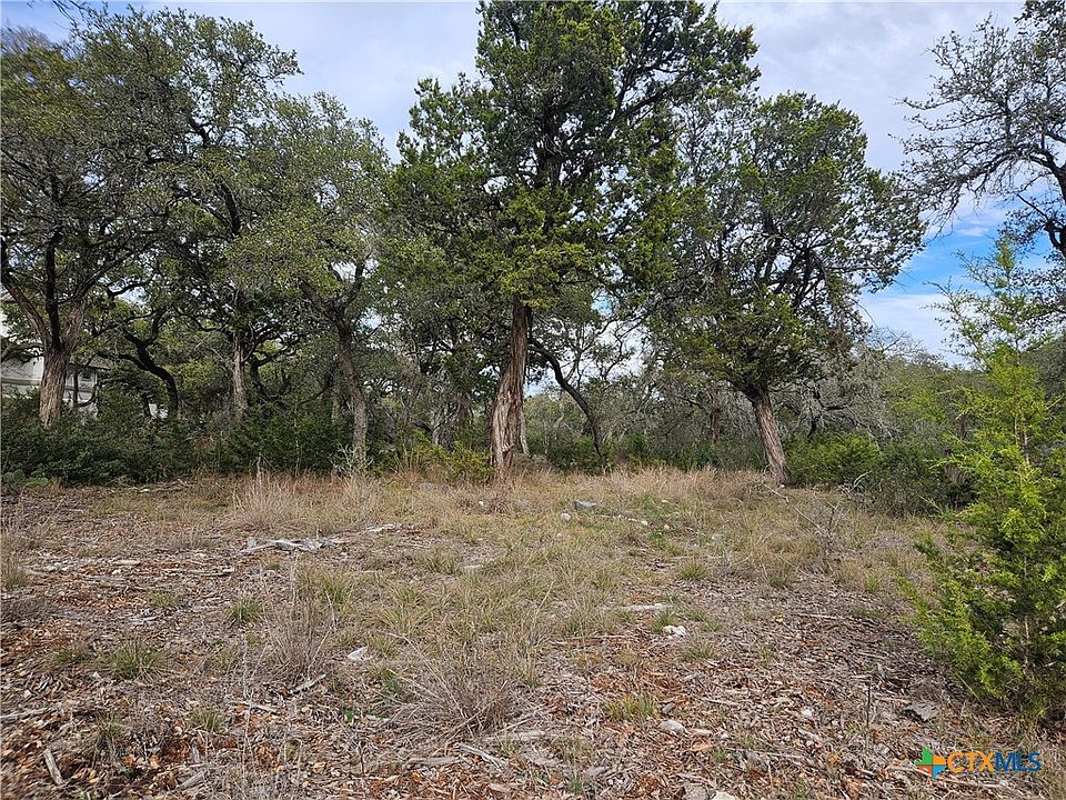 1st image of 5692 Comal Vis