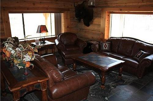 4th image of 2671 Oak Ln