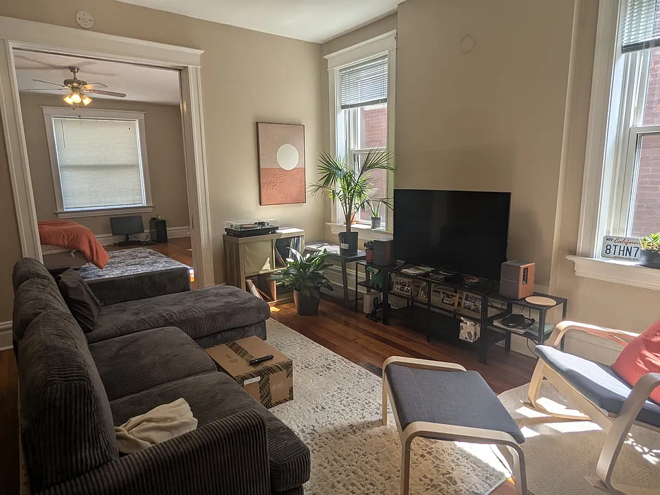 2201 Jules St #2203B