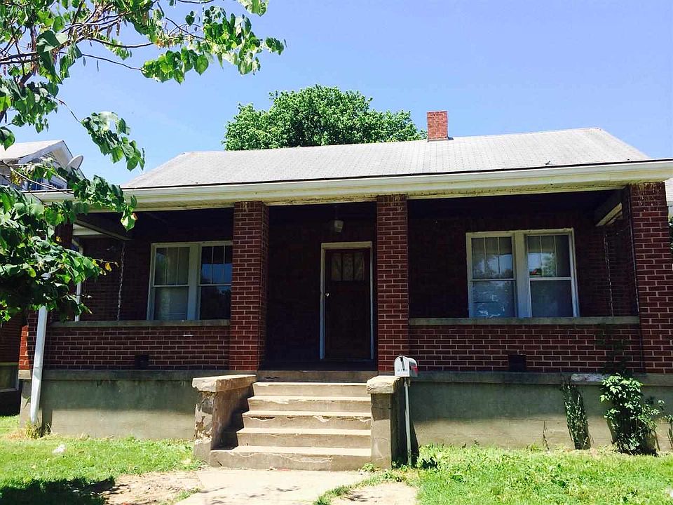 1st image of 421 S Ellis St