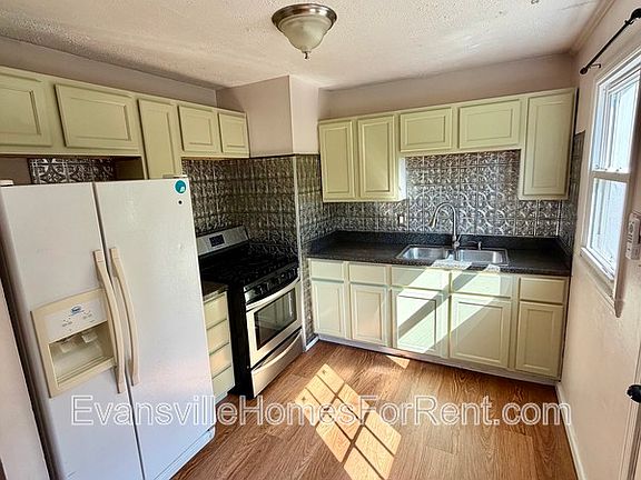 4th image of 1604 Marbo Ave