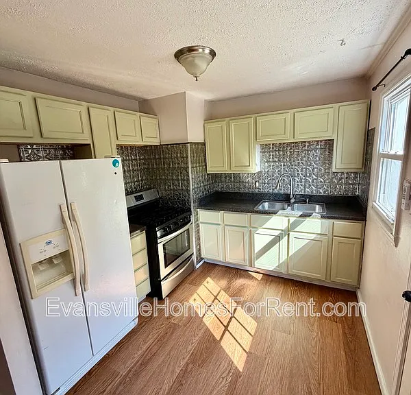 1604 Marbo Ave — Photo 4