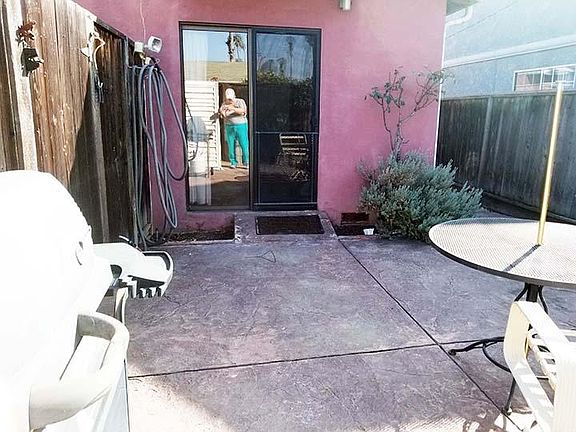 4th image of 5273 Coco Palm Dr