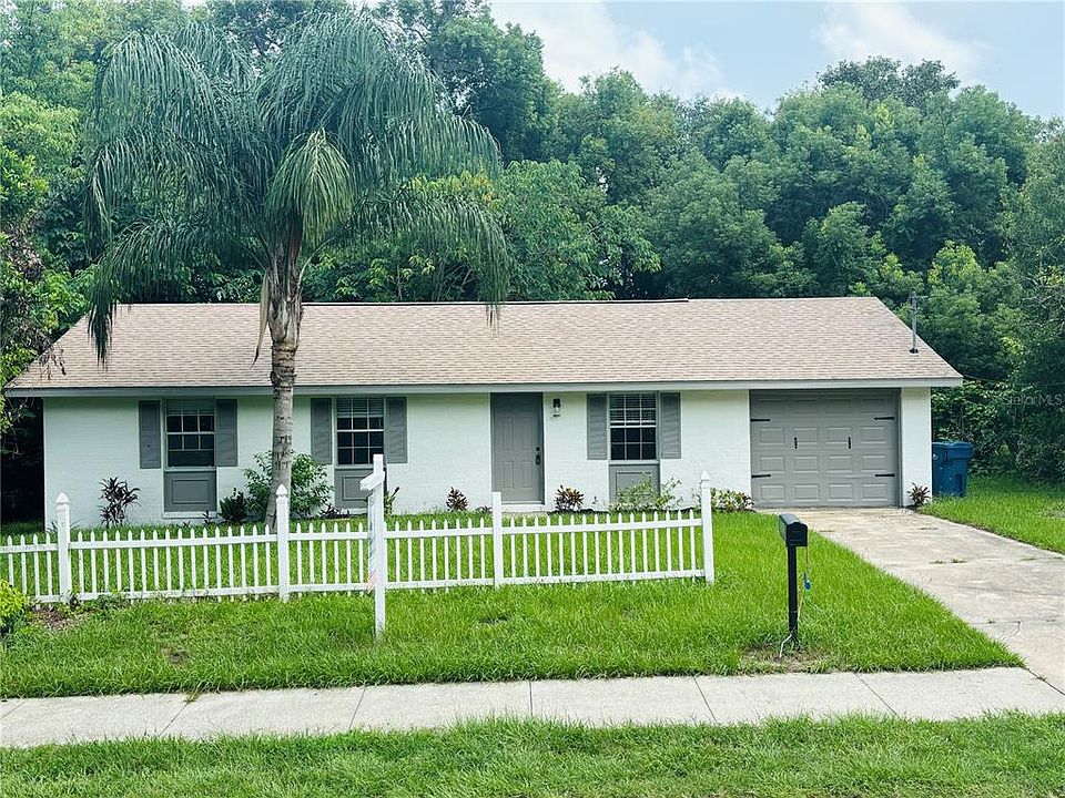 1st image of 1315 E VOORHIS AVENUE