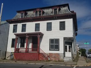 258-260 State St, Hudson, NY 12534