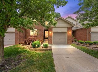 46856 Jewel Dr, Macomb, MI 48044