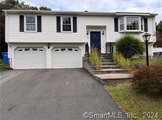 265 Anns Farm Rd, Hamden, CT 06518