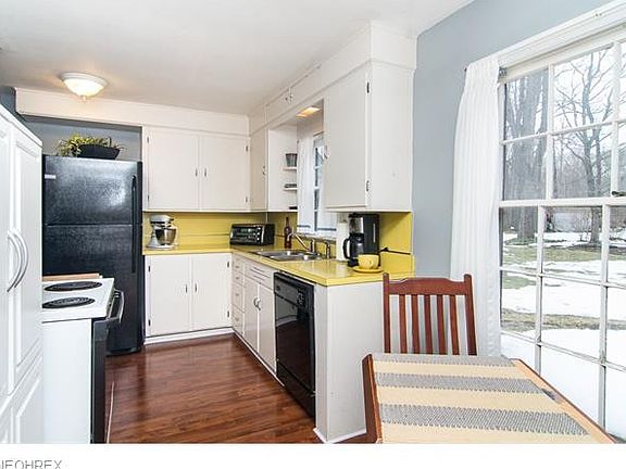 5th image of 7691 Treelawn Dr