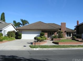 2521 S Manitoba Dr, Santa Ana, CA 92704