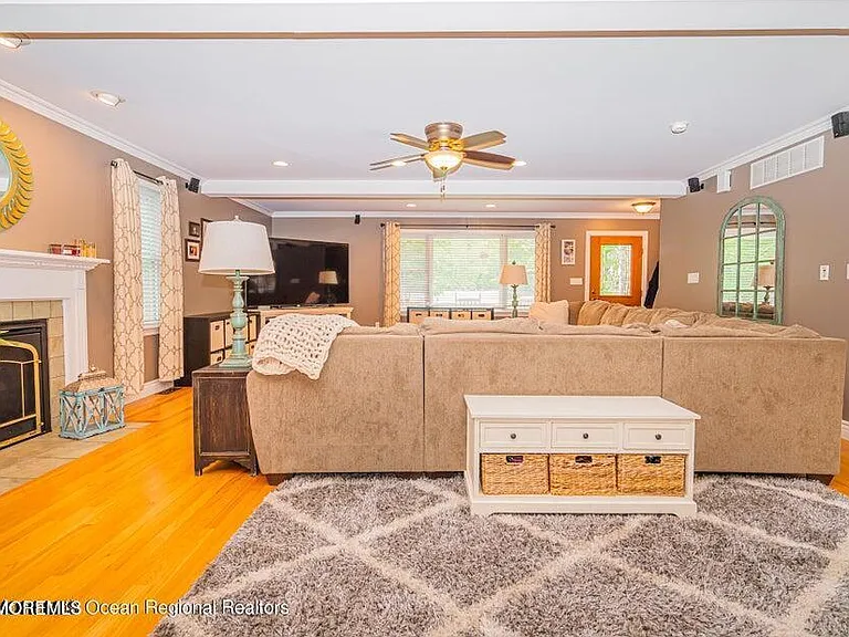 1 Kari Ct — Photo 15