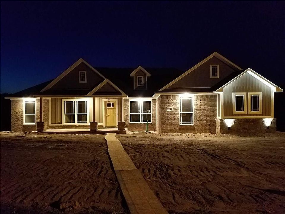 2nd image of 1151 Basin Dr
