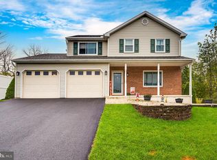 108 Ivy Hill Cir, Reading, PA 19606