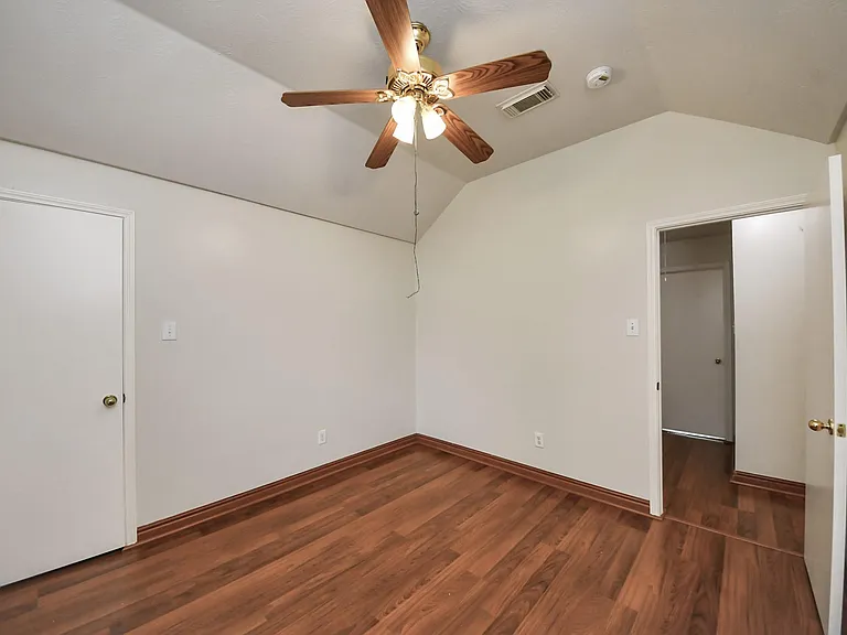 4235 Custer Creek Dr — Photo 36
