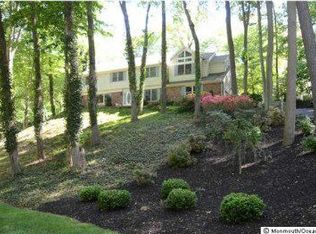 1 Autumn Ln, Middletown, NJ 07748