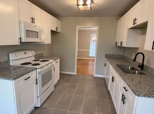 908 W Waugh St, Dalton, GA 30720