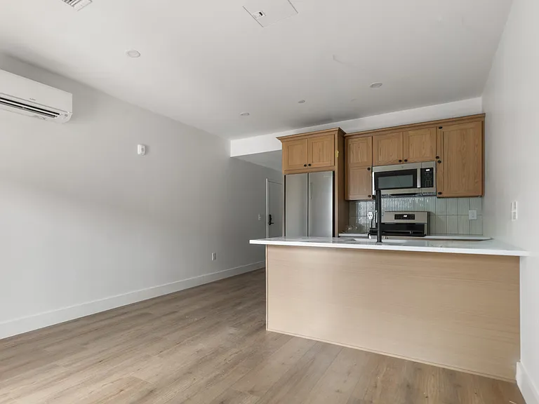 113 Ives Street — Photo 111