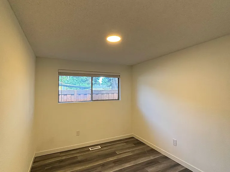10826 E Burnside St #10826 — Photo 16