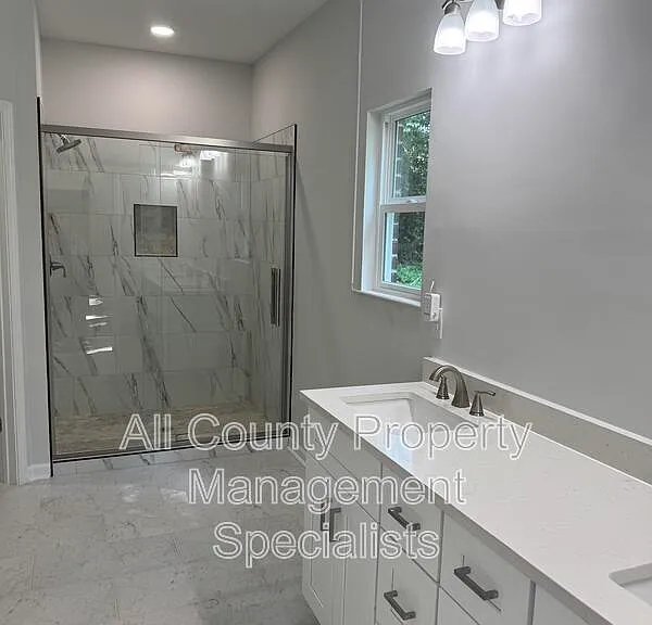 5111 Spalding Ave — Photo 8