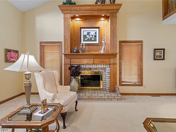 5th image of 2043 Kingscote Cir NE