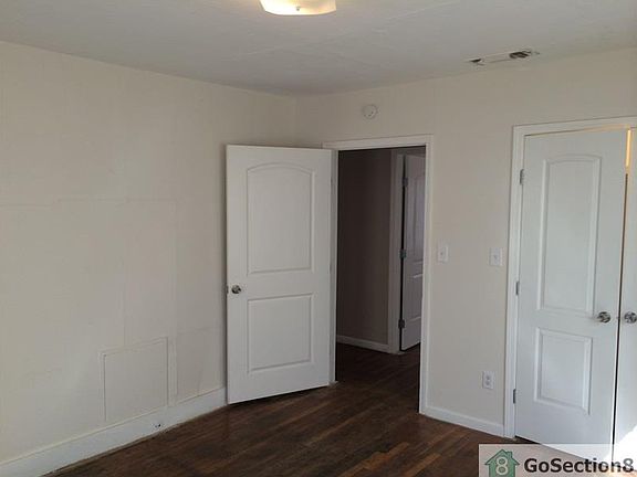 3rd image of 314 S Louisiana St