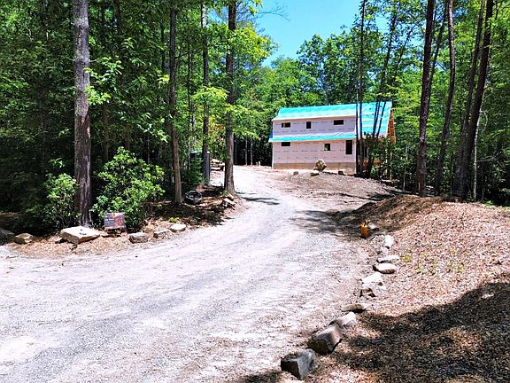 4th image of 3 Laurel Rdg