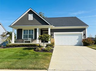 8215 Carston Lane Grn, Brighton, MI 48116