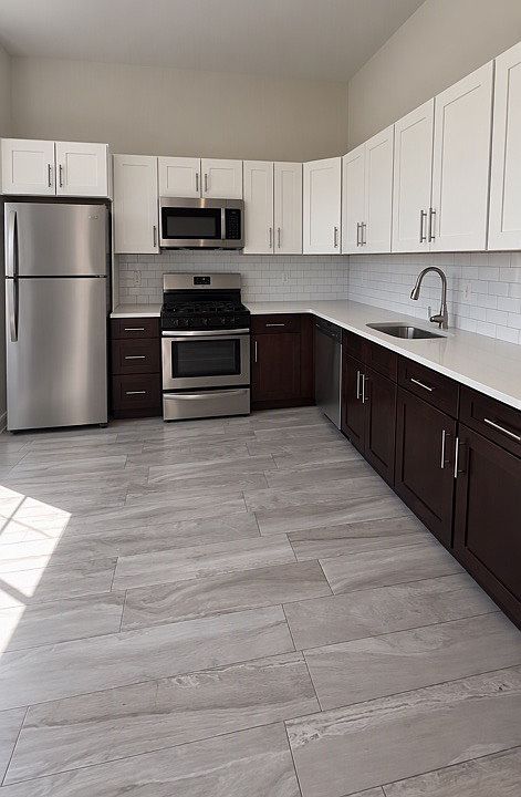 1st image of 162 Gregory Ave APT D2