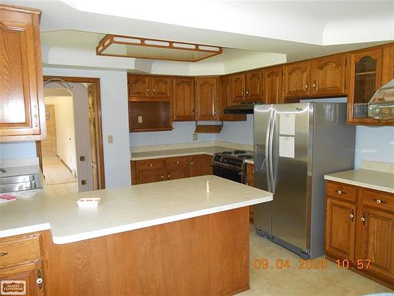 5th image of 53338 Aulgur Dr