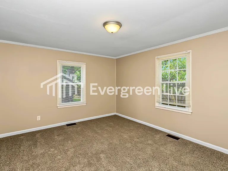 3720 Dawson Ave — Photo 4