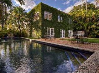 2372 Prairie Ave, Miami Beach, FL 33140
