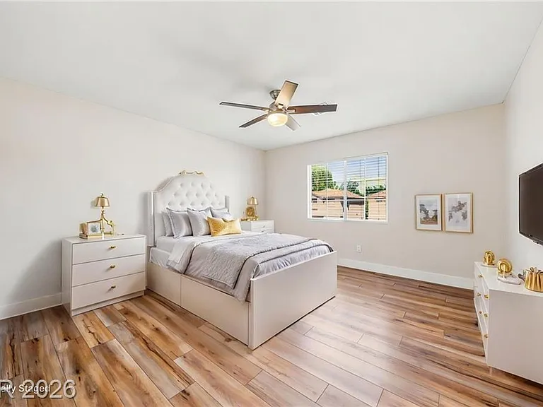 2551 Williamsburg St — Photo 37