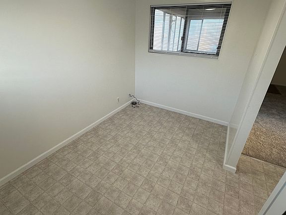 4th image of 517 Serra Dr #2